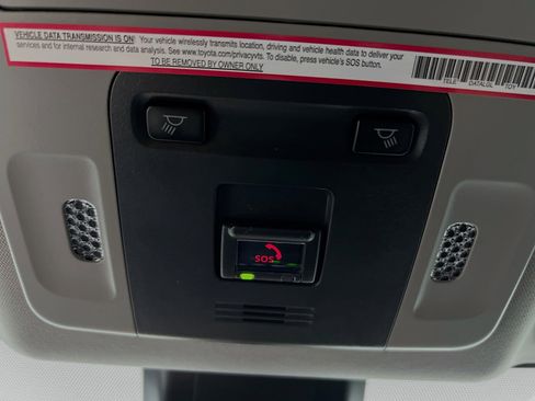 Used 2023 Toyota Camry SE FWD image 21