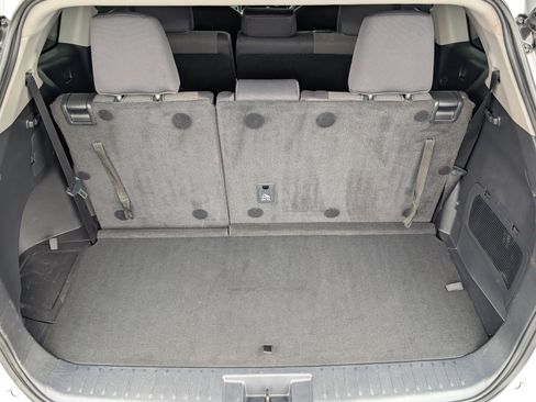 Used 2023 Toyota Highlander LE image 13