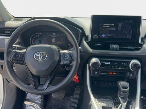 Certified 2023 Toyota RAV4 LE AWD/4WD image 11
