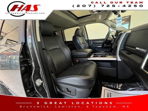 Used 2018 RAM 2500 Laramie w/ Snow Chief Group AWD/4WD image 11
