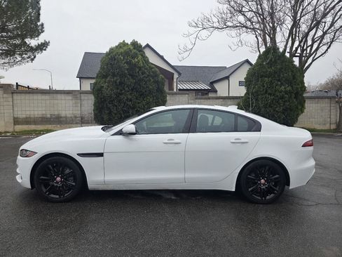 Used 2020 Jaguar XE S image 3