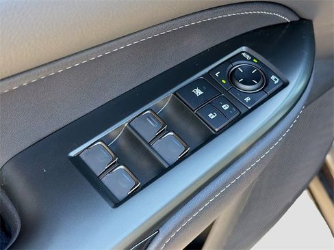 New 2026 Lexus NX 350 AWD image 23