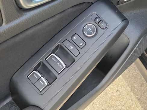 Used 2025 Honda Civic Sport image 14