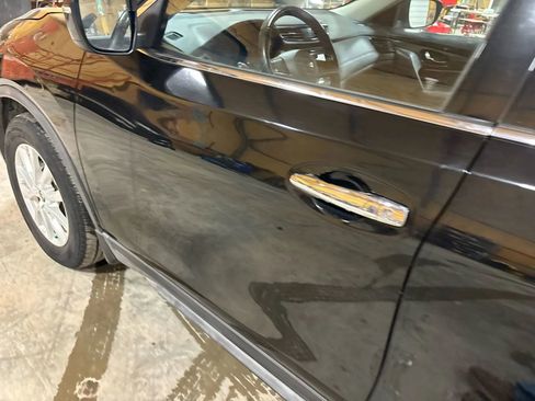 Used 2020 Nissan Rogue S w/ Special Edition Package image 28