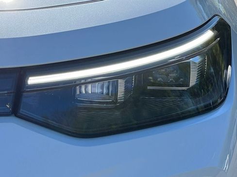 New 2026 Volkswagen Tiguan SE R-Line AWD/4WD image 9