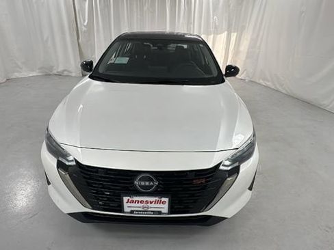 New 2025 Nissan Sentra SR w/ SR Premium Package image 8