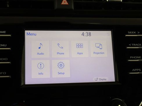 Used 2018 Toyota Camry SE w/ Convenience Package FWD image 33