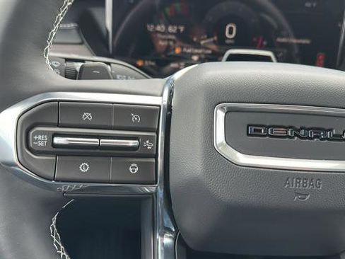 New 2026 GMC Acadia Denali w/ Super Cruise Package AWD/4WD image 18