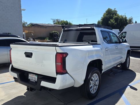 Used 2025 Toyota Tacoma SR5 RWD image 5