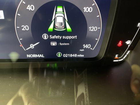 Used 2025 Honda Civic Sport Touring image 21