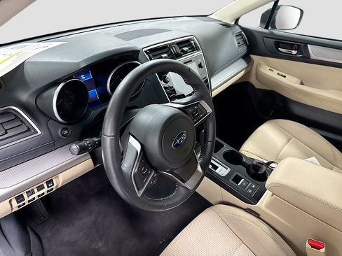 Used 2019 Subaru Outback 2.5i Premium w/ Popular Package #2 image 5