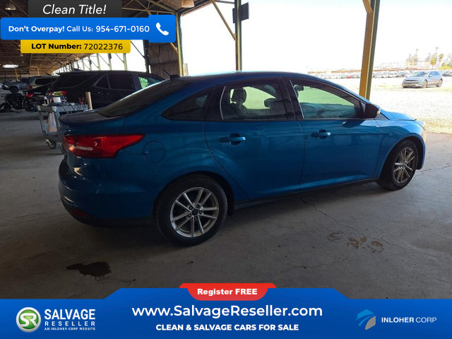 Used 2016 Ford Focus SE FWD image 4