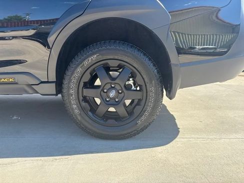 Used 2025 Subaru Outback Wilderness AWD/4WD image 9