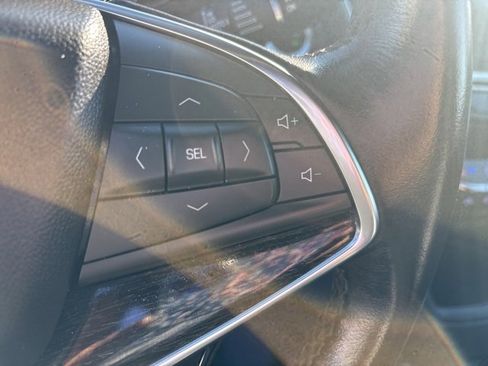 Used 2023 Cadillac XT5 Premium Luxury image 35
