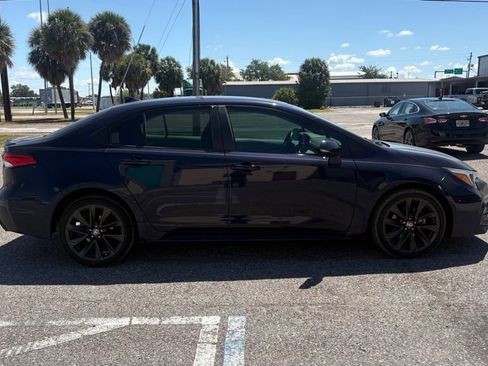 Used 2023 Toyota Corolla SE FWD image 2