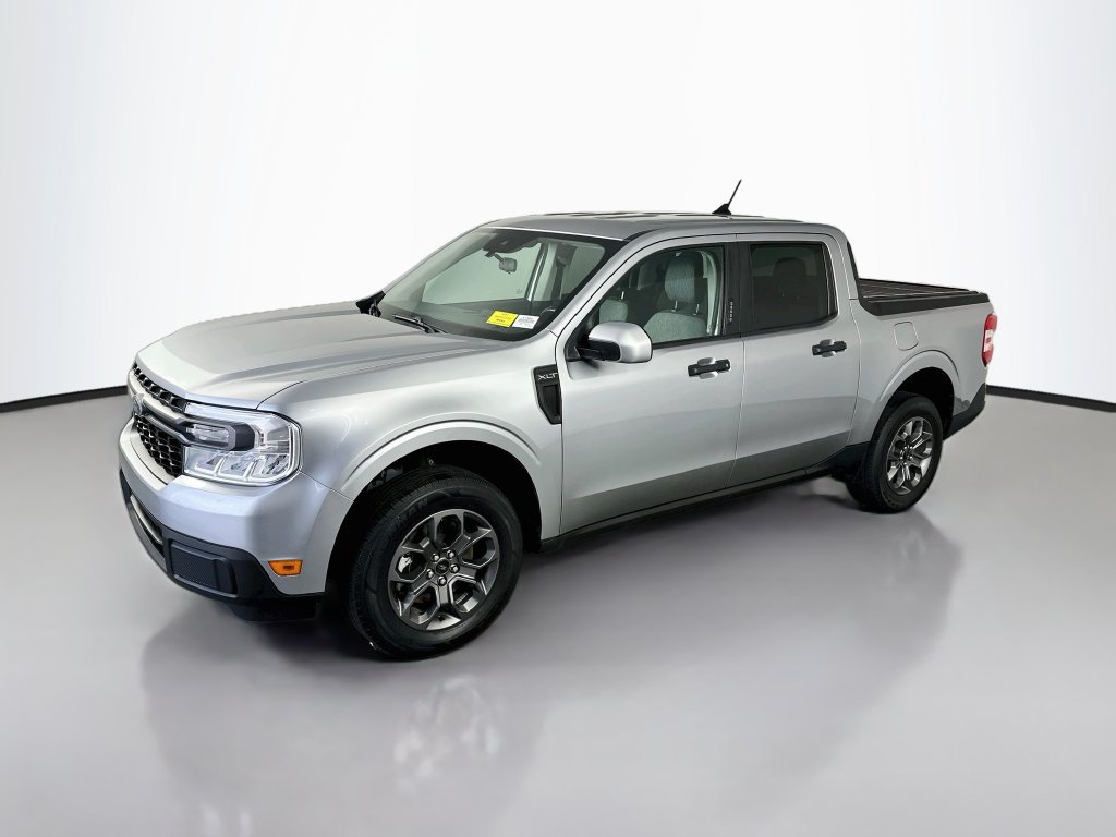 Used 2023 Ford Maverick XLT w/ XLT Luxury Package FWD image 3