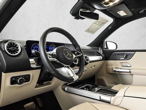 Certified 2024 Mercedes-Benz EQB 250+ image 10