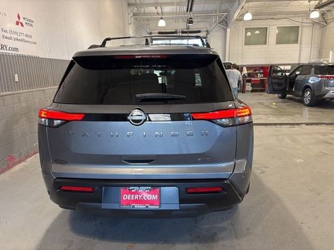 New 2026 Nissan Pathfinder SV image 4