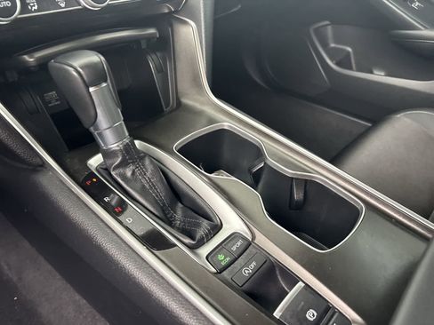 Used 2022 Honda Accord Sport image 29
