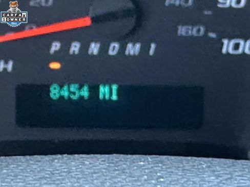 Used 2024 Chevrolet Express 2500 w/ Driver Convenience Package RWD image 21