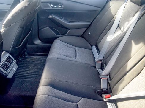 Used 2025 Honda Accord SE image 16