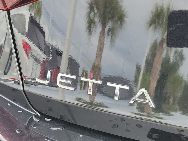 Certified 2024 Volkswagen Jetta Sport FWD image 7