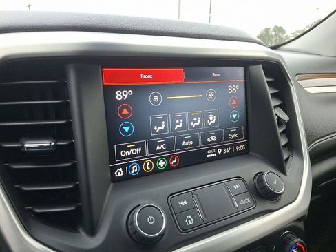 Used 2021 GMC Acadia SLE w/ Driver Convenience Package image 16