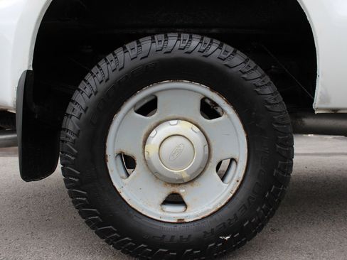 Used 2005 Ford F250 XLT image 33