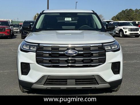 New 2026 Ford Explorer Active image 2