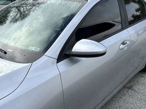 Used 2019 Kia Forte LXS image 5