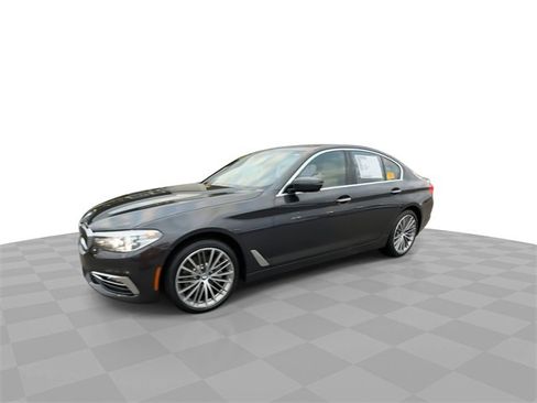 Used 2018 BMW 540i xDrive image 4