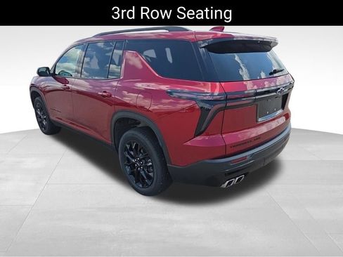 Used 2024 Chevrolet Traverse LT w/ Midnight/Sport Edition AWD/4WD image 9