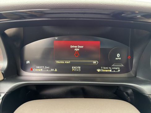 Used 2023 Lincoln Aviator Reserve w/ Equipment Group 201A image 24