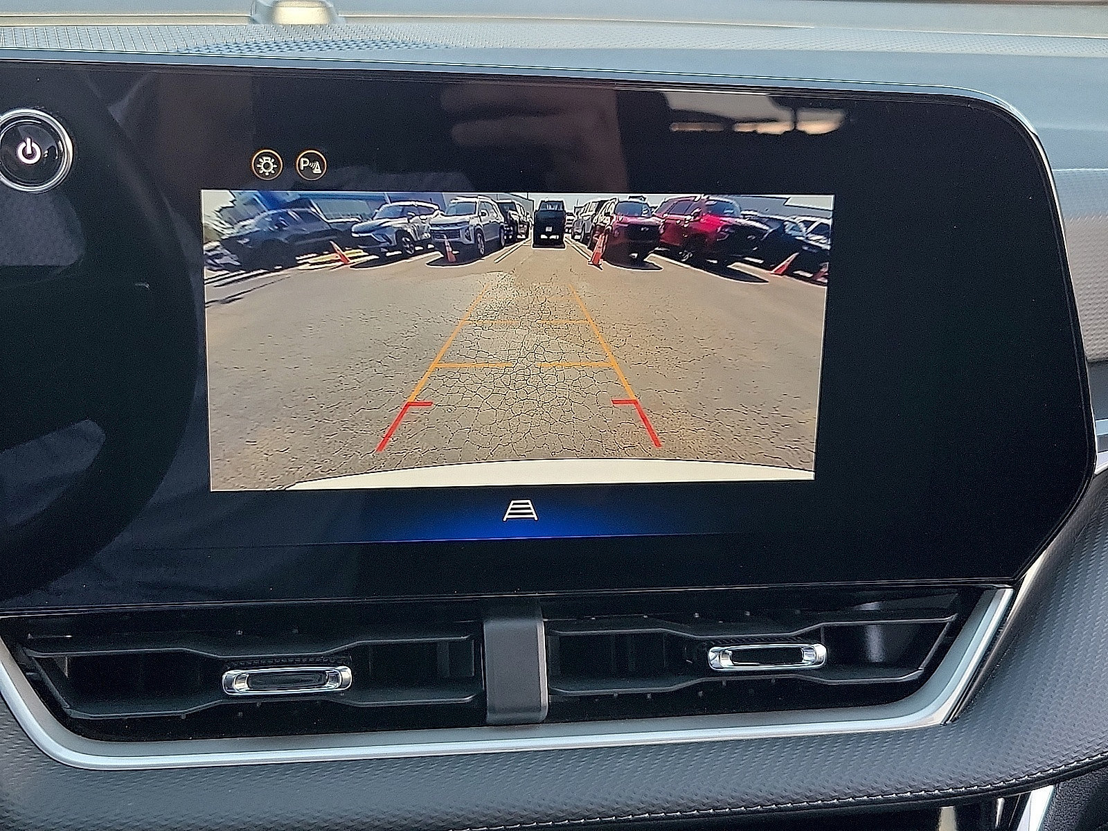 Used 2026 Chevrolet Equinox LT AWD/4WD image 16