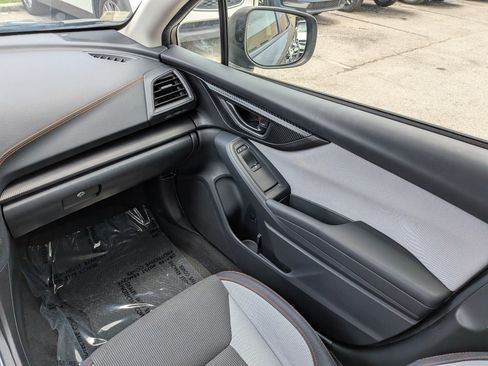 Used 2023 Subaru Crosstrek 2.0i Premium AWD/4WD image 17