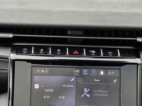 New 2025 Jeep Grand Cherokee Altitude image 15