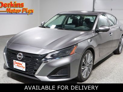 Used 2023 Nissan Altima 2.5 SL