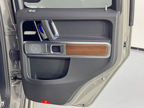 Used 2025 Mercedes-Benz G 580 w/ EQ Technology image 50