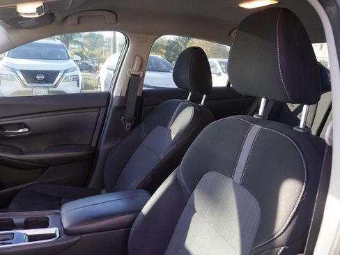 Certified 2021 Nissan Sentra SV image 16