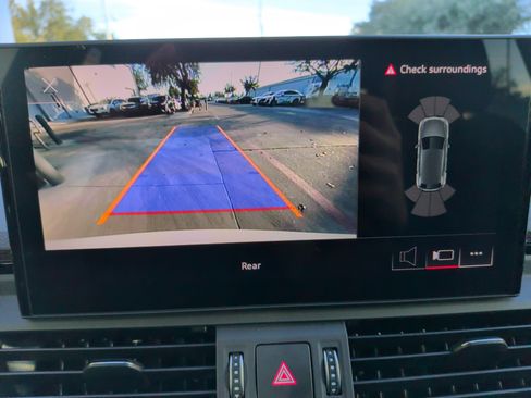 Used 2024 Audi Q5 2.0T Premium image 24