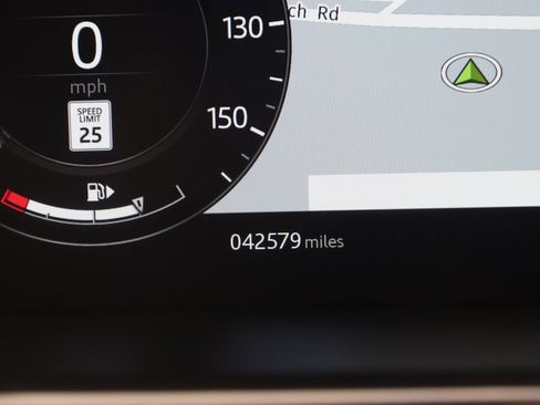 Used 2022 Land Rover Range Rover Westminster Edition image 41