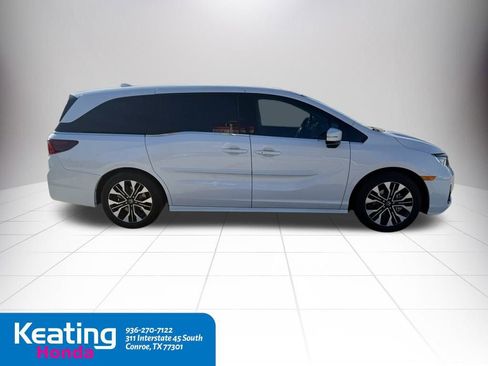 Used 2025 Honda Odyssey Elite image 7