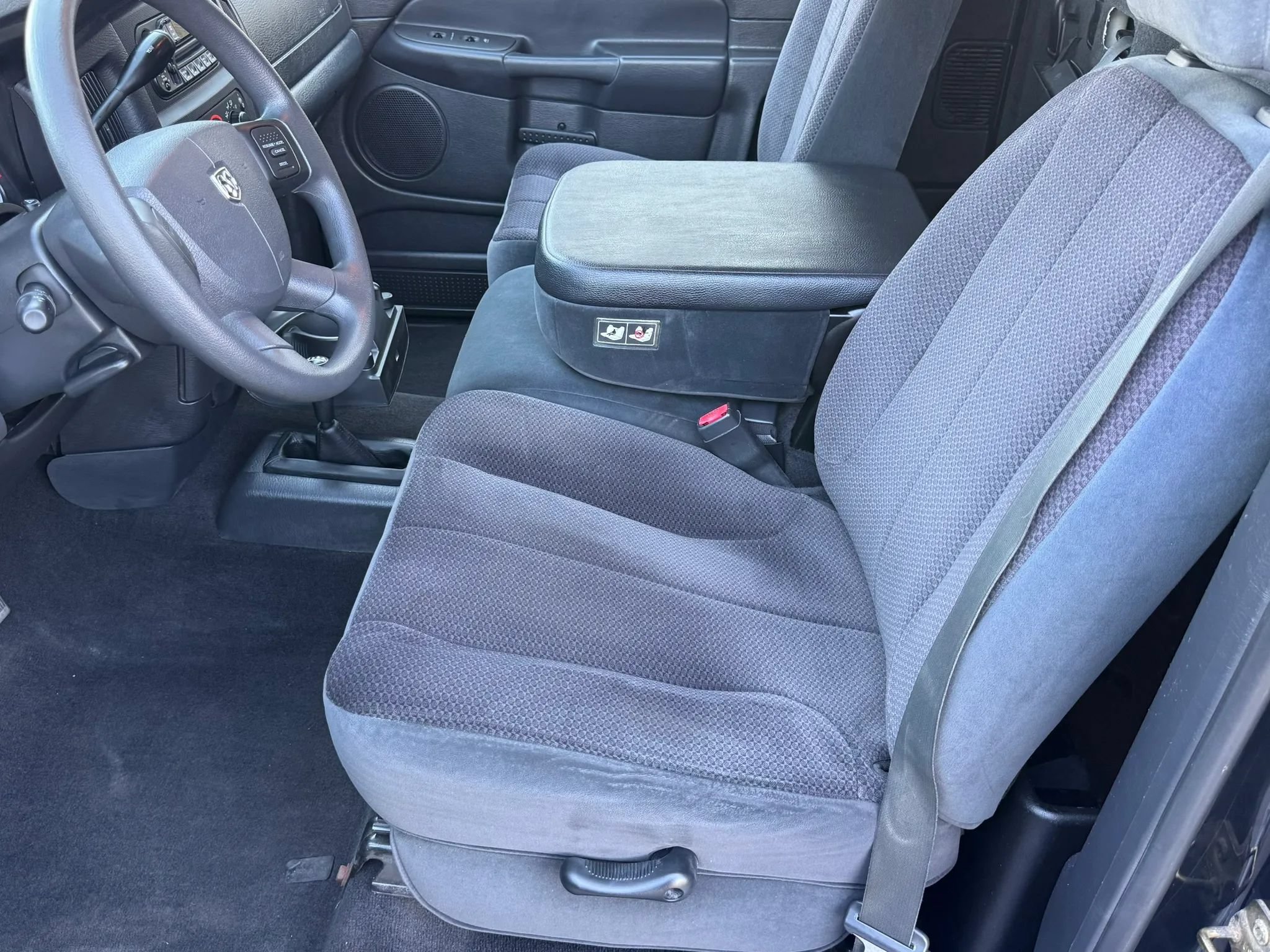 Used 2005 Dodge Ram 1500 Truck SLT AWD/4WD image 18