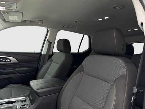 Used 2018 Chevrolet Traverse LT AWD/4WD image 15