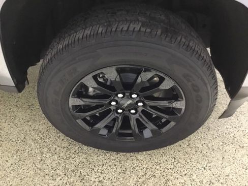 Used 2022 GMC Canyon Elevation w/ Trailering Package image 23