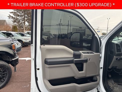 Used 2022 Ford F450 XL w/ Power Equipment Group image 15