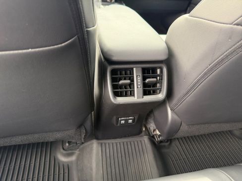 Used 2019 Lexus UX 250h w/ Premium Package AWD/4WD image 30