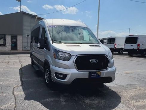 Certified 2025 Ford Transit 350 XLT RWD image 4