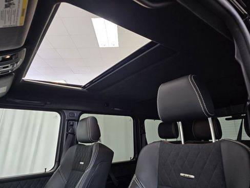 Used 2017 Mercedes-Benz G 550 Squared image 34