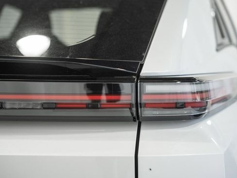 New 2026 Toyota C-HR image 6